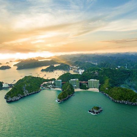 Flamingo Premium Lan Ha Bay Resort Hai Phong Exteriör bild