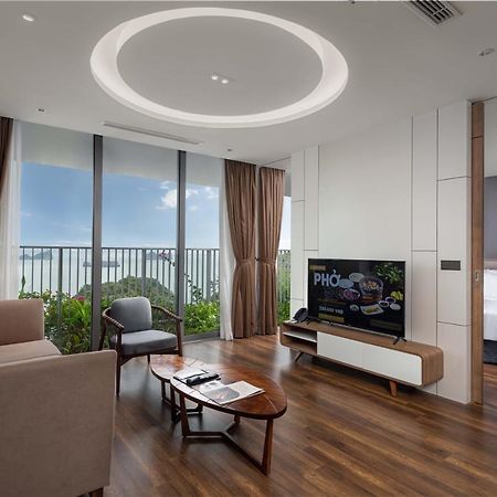 Flamingo Premium Lan Ha Bay Resort Hai Phong Exteriör bild