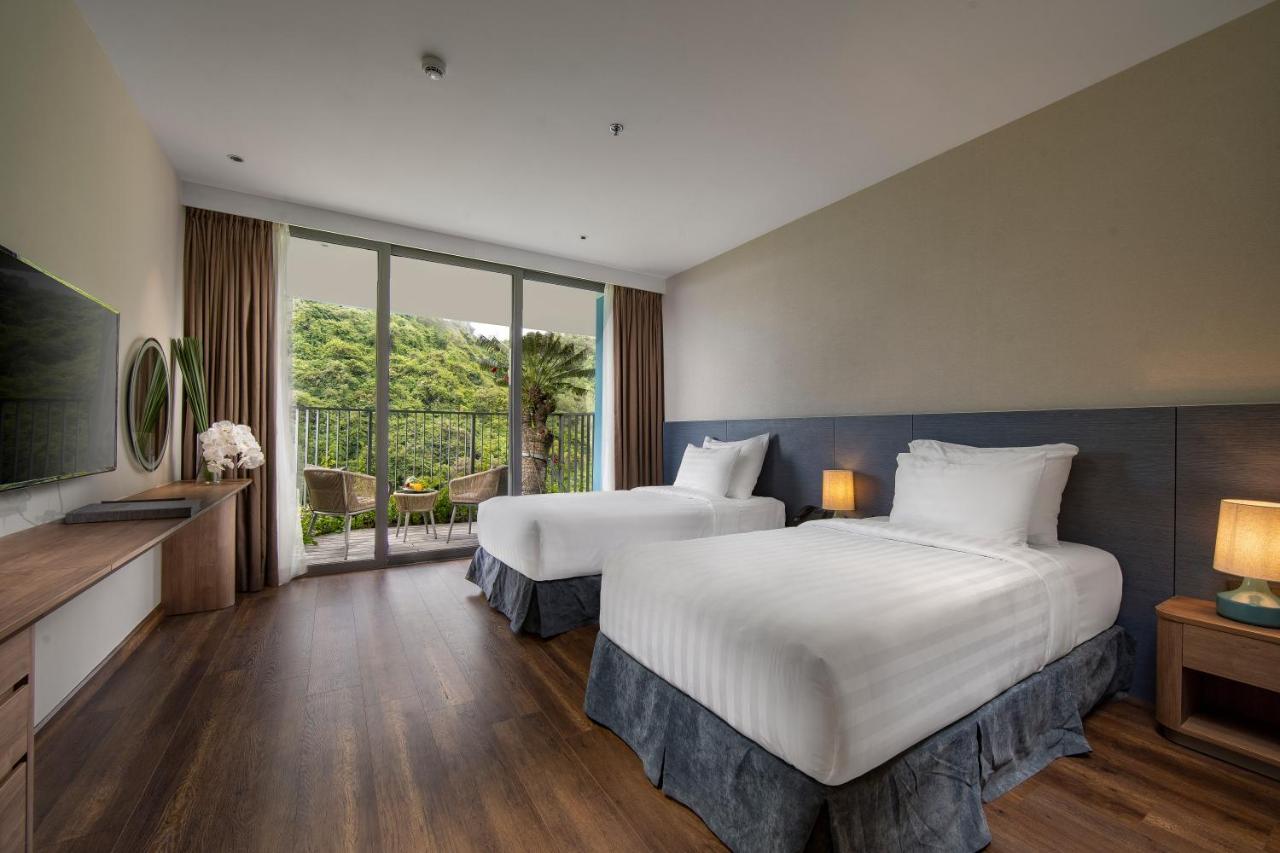 Flamingo Premium Lan Ha Bay Resort Hai Phong Exteriör bild