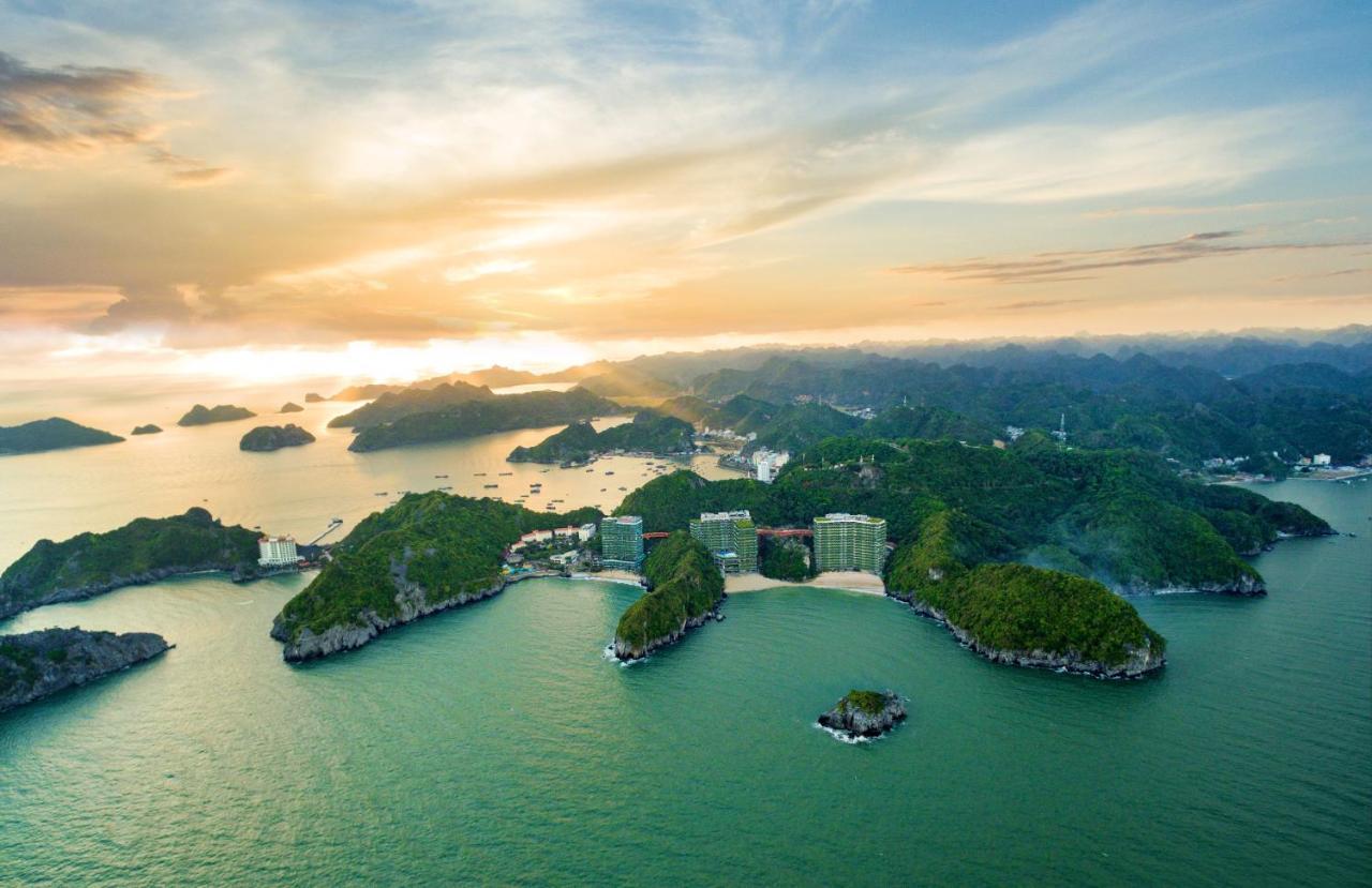Flamingo Premium Lan Ha Bay Resort Hai Phong Exteriör bild