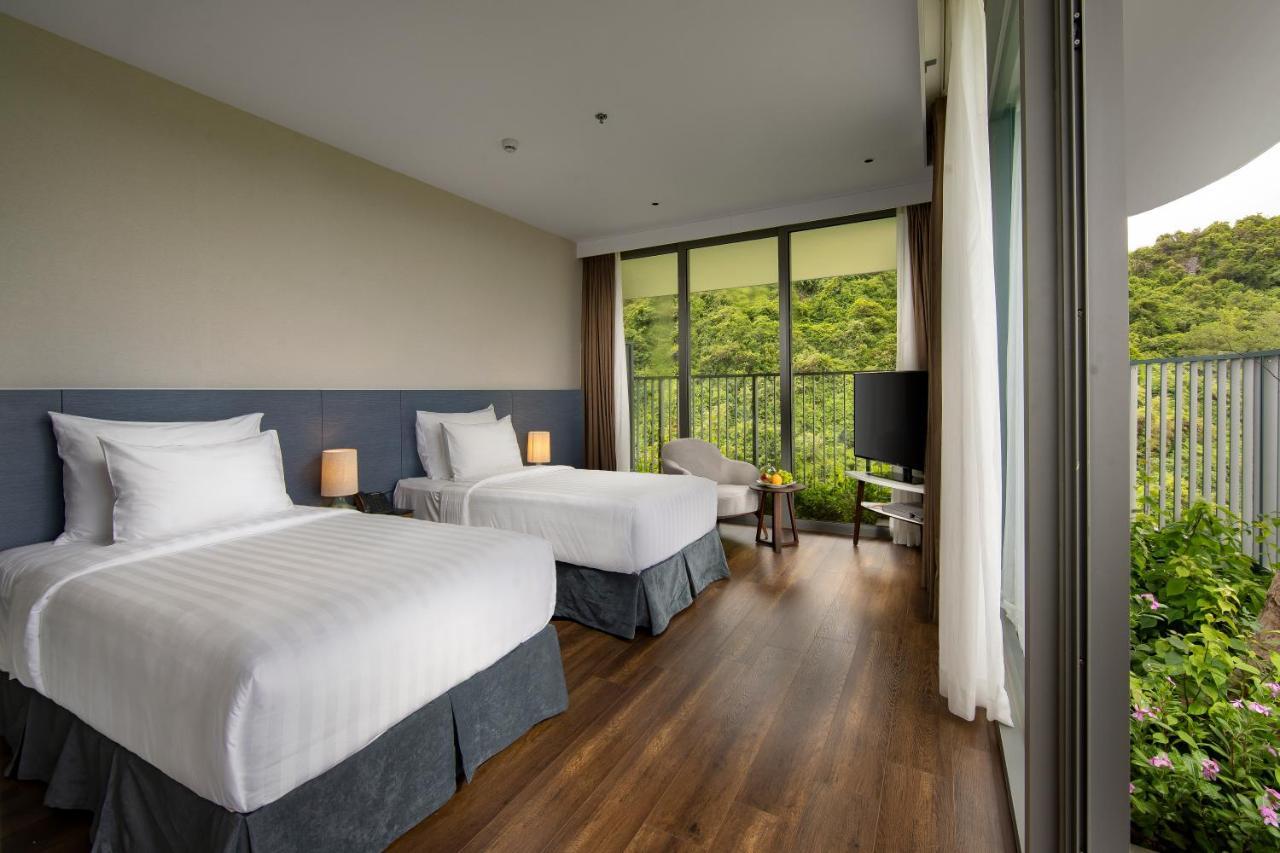 Flamingo Premium Lan Ha Bay Resort Hai Phong Exteriör bild
