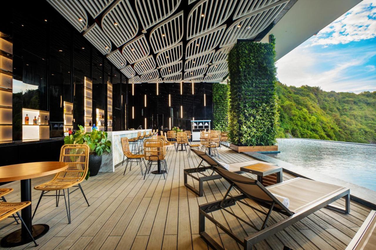 Flamingo Premium Lan Ha Bay Resort Hai Phong Exteriör bild