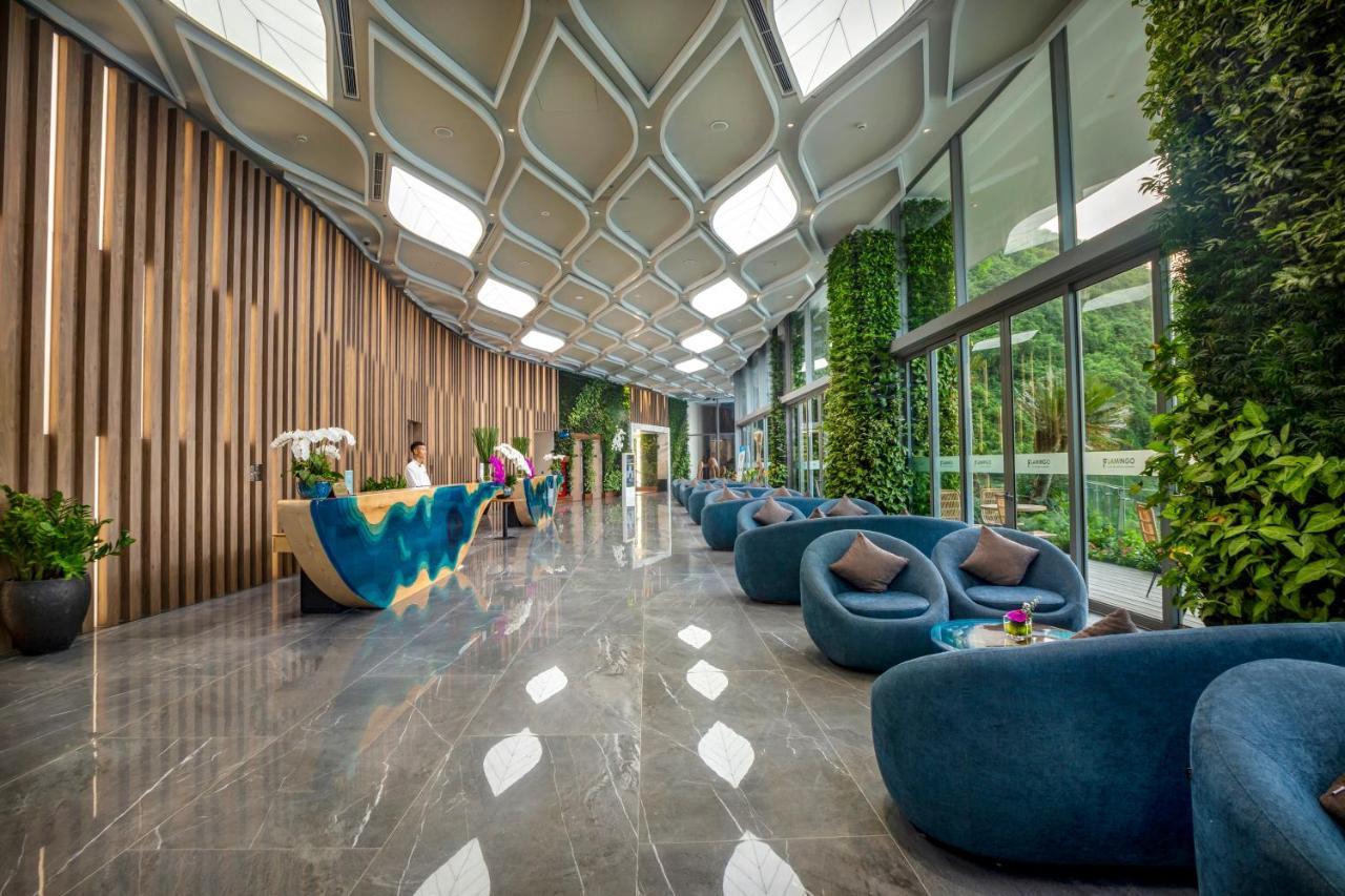 Flamingo Premium Lan Ha Bay Resort Hai Phong Exteriör bild