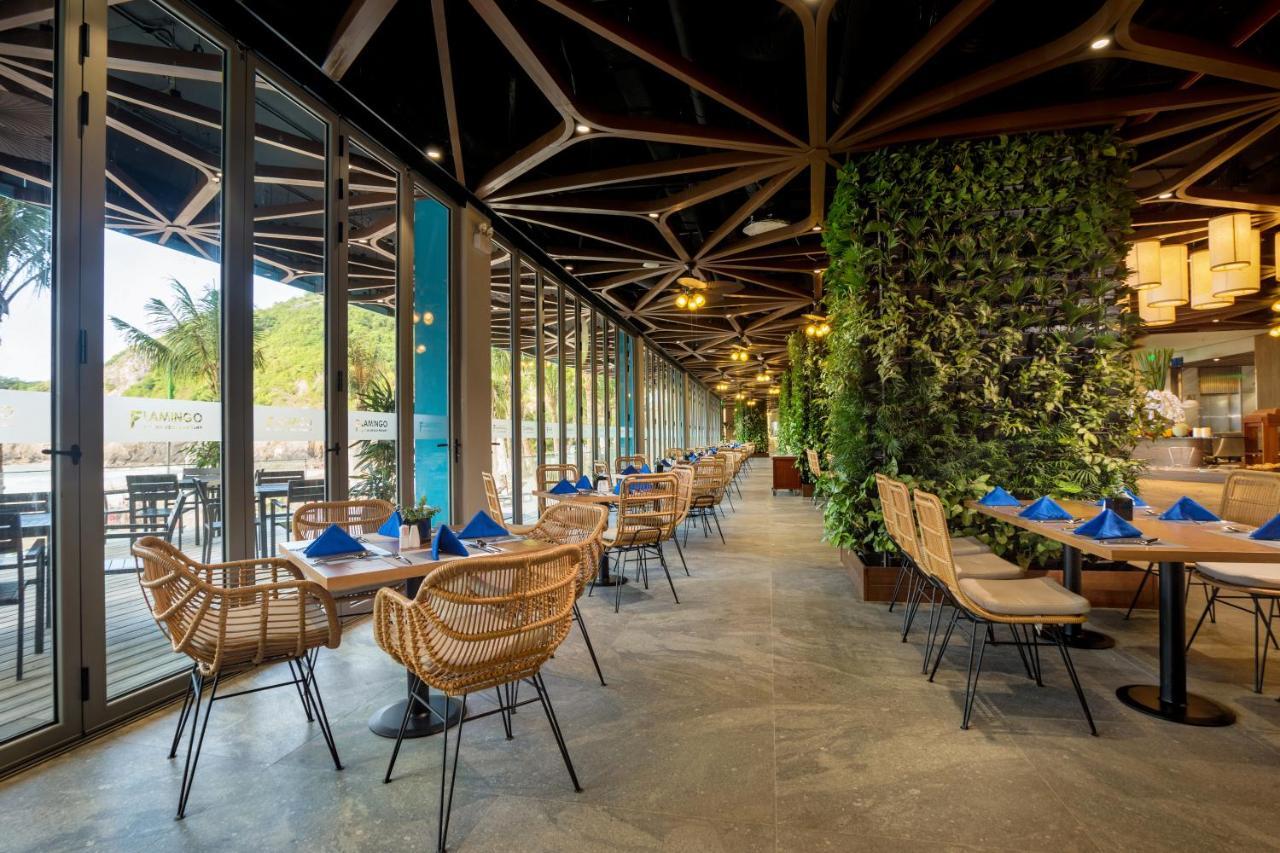Flamingo Premium Lan Ha Bay Resort Hai Phong Exteriör bild